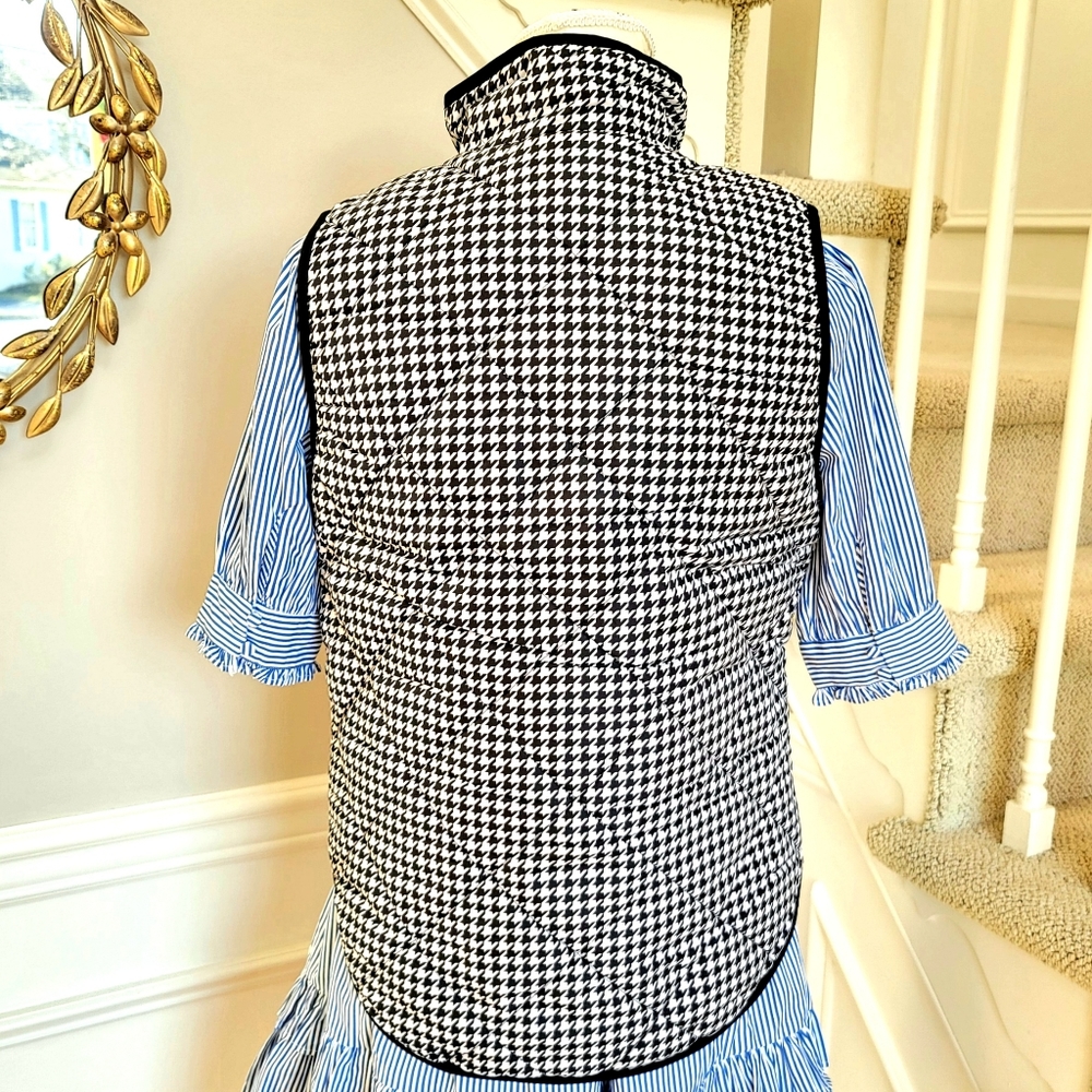 New! J Crew sz XS Houndstooth puffer vest w/ snap pockets NWT - Picture 2 of 4